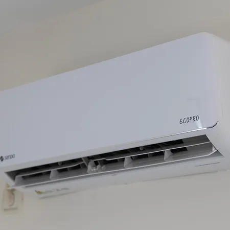 Elia Mini 8 拉里萨