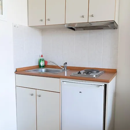 公寓 Elia Mini 8 *