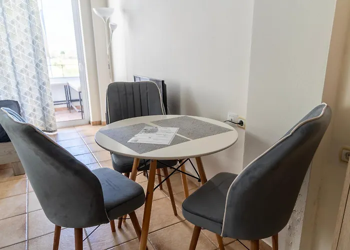 Elia Mini 8 Lägenhet *