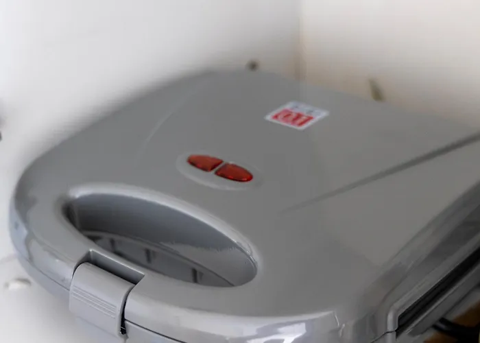 Elia Mini 8 * Larissa