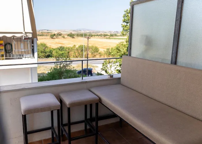 Lägenhet Elia Mini 8 Larissa